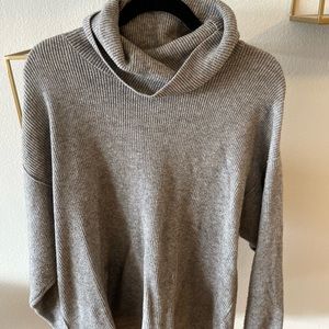 Free People Grey Turtleneck Sweater Size Medium